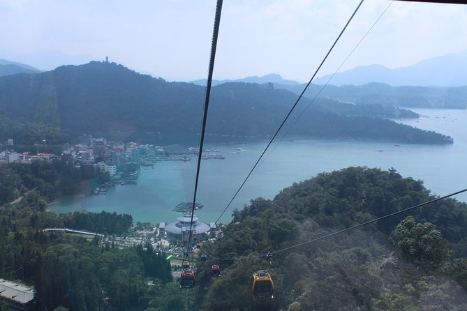 1-day Tour to Sun Moon Lake from Taipei by High Speed Rail - Indigenous lunch and local flavor