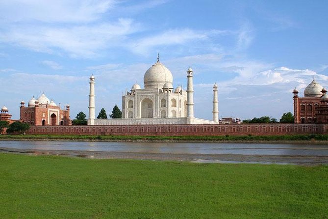 1-Day Trip to The Taj Mahal, Agra from Delhi by Super-fast Train - Why the train makes this day possible
