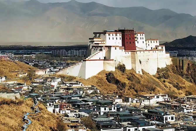 13 Day Classic Tibet Tour on Flight and Soft Sleeper Train - Day 3: Arriving in Lhasa and taking it easy