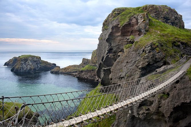 2-Day Northern Ireland Rail Tour: Belfast, Antrim Coast, and Giant's Causeway - What the $506 price buys you