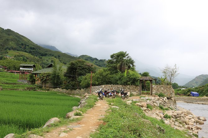 2 days 3 Nights Sapa Trekking Tour by Night Train from Hanoi - Leaving Hanoi at 9:00 p.m. by train