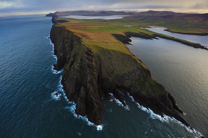 3-Day Cork, Blarney Castle, Ring of Kerry and Dingle Peninsula Rail Tour - Cobh and the Queenstown Story