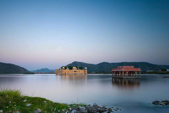 5 Day Golden Triangle with Train Experience-Taj Mahal Sunrise/Set - FAQ