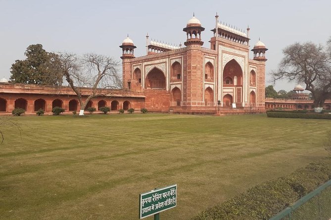 Agra TajMahal Tour by Gatiman Exp. Train - Agra Fort and its massive red walls