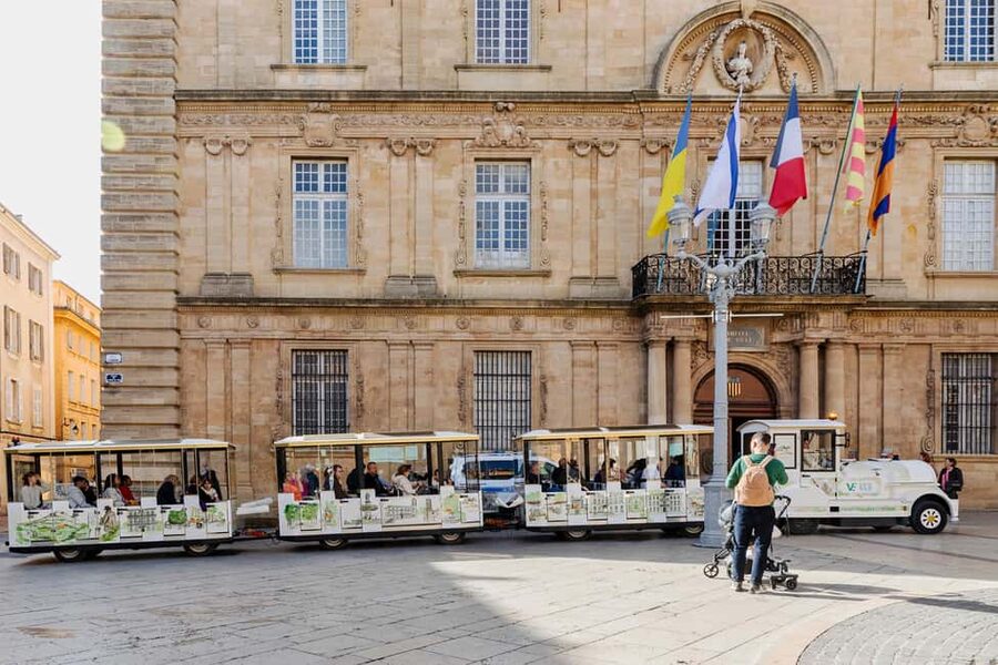 Aix-en-Provence by Electric Tourist Train – City Center Circuit - Starting at the Paul Cezanne Statue