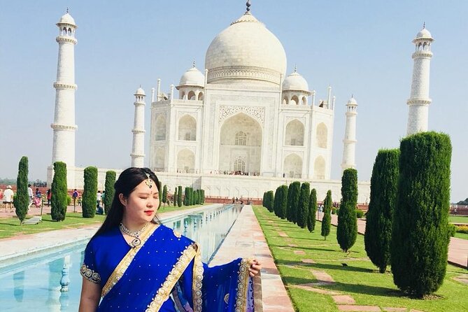 All Inclusive- Taj Mahal and Agra Tour from Delhi Superfast Train - Meeting your guide at Agra station
