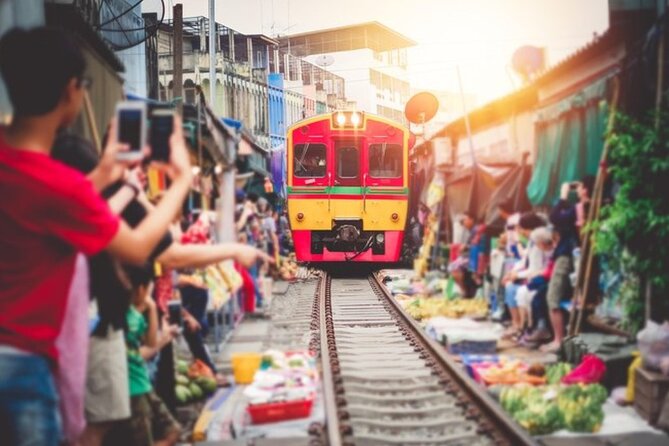 Amphawa Floating Market and Maeklong Railway Private Afternoon Tour from Hua Hin - Small practical details that matter