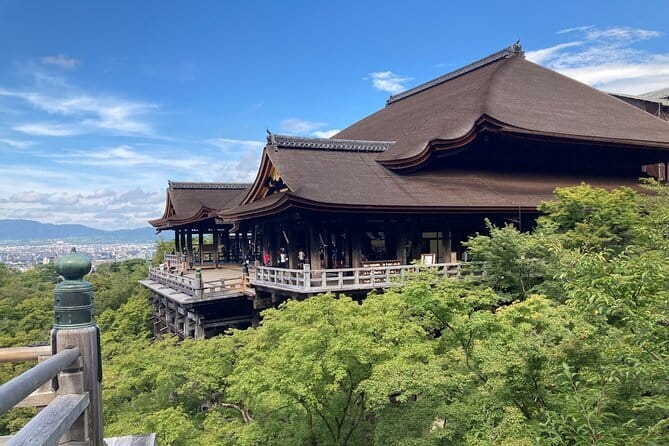 Arashiyama Walking Tour with Optional Sagano Romantic Train Ride - A street food stroll through Arashiyama