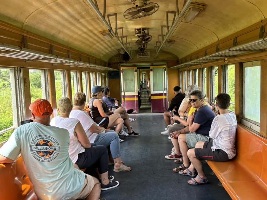 Bangkok: Floating Market, River Kwai, Railway Tour w/ Lunch - Key points to know before booking