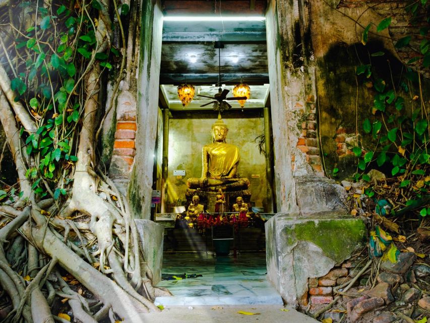 Bangkok: Maeklong Railway & Amphawa Floating Market Day Trip - What to bring and who should skip it