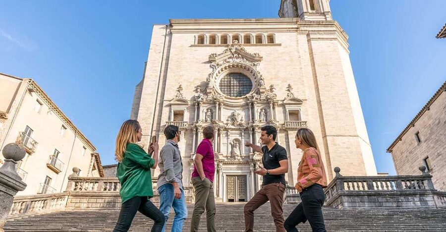 Barcelona: Girona Private Guided Tour by High-Speed Train - Why Girona makes a strong half-day from Barcelona