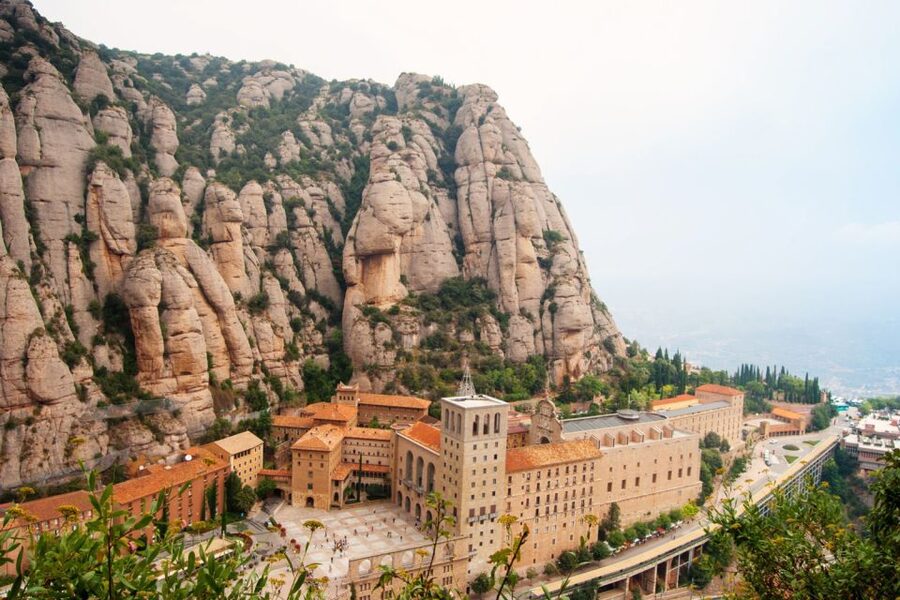 Barcelona: Montserrat, Black Madonna, Rack Railway & Liquors - The audiovisual rooms and the story of Montserrat