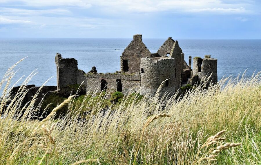 Belfast & Giant's Causeway: 2-Day Rail Tour from Dublin - The Giant’s Causeway with time for the famous rocks