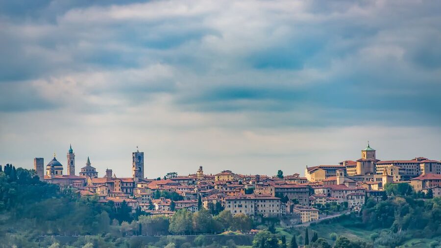 Bergamo: City Highlights Minibus or Train - Is $27 a fair price?