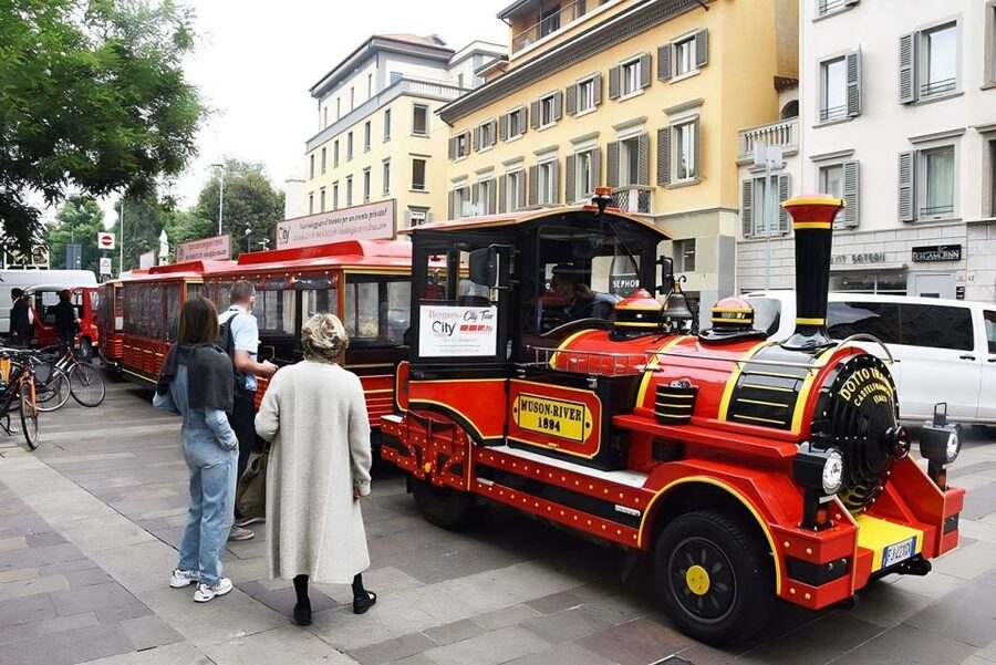 Bergamo: City Highlights Minibus or Train - Comfort, access, and practical limits