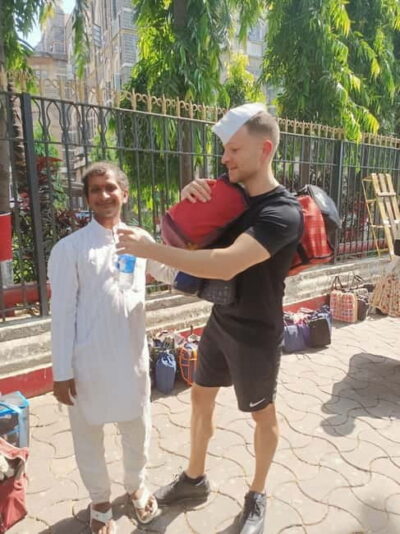Best Combo Tour: Dabbawalas, Dhobi Ghat and Slum with Train