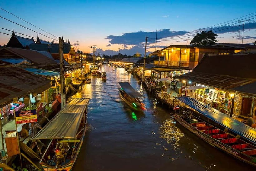 BKK: Damnoen Floating Market, Maeklong Rail & River Bridge - What the $77 price really buys