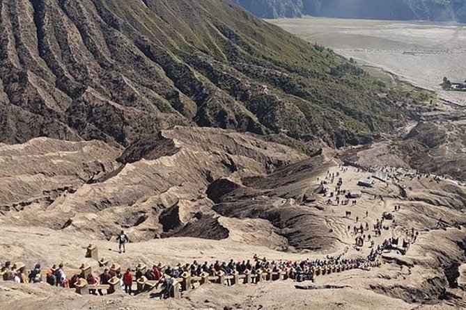 Borobudur & Prambanan in Yogyakarta, train to Malang, hike Bromo & Ijen // 4D3N - The 03:00 Bromo Jeep ride