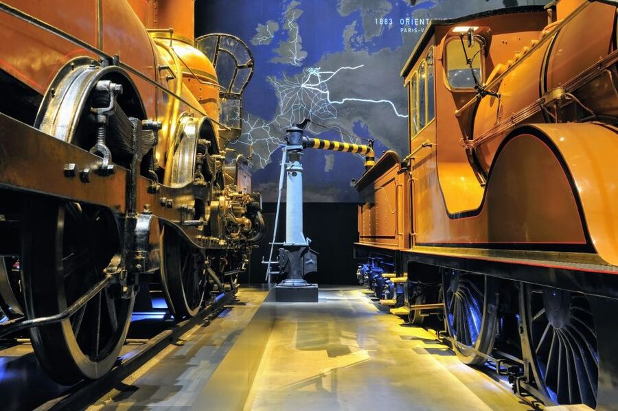 Brussels Train World Museum Entrance Ticket - The audio guide and the language question