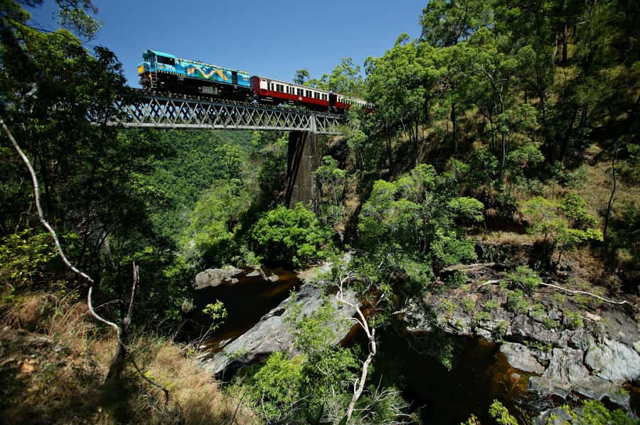 Cairns: Cattana Wetlands, Barron Falls & Kuranda Railway - Kuranda Scenic Railway: 15 tunnels and 37 bridges