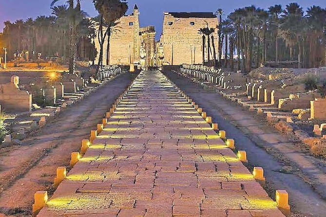 Cairo : Luxor East and West Banks Tour & Overnight SLEEPER Train Rounded trip - Valley of the Kings: the morning centerpiece