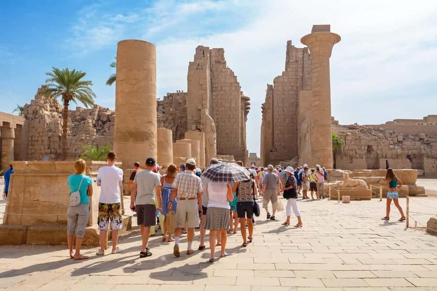 Cairo–Luxor Sleeper Train Experience: 2 Days or 1-Day Return - Heat, pace, and comfort
