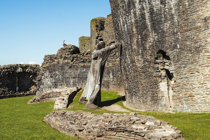 Cardiff: Welsh Castles, Mountains & Steam Railway Day Tour - The guide can make or break a tightly planned day