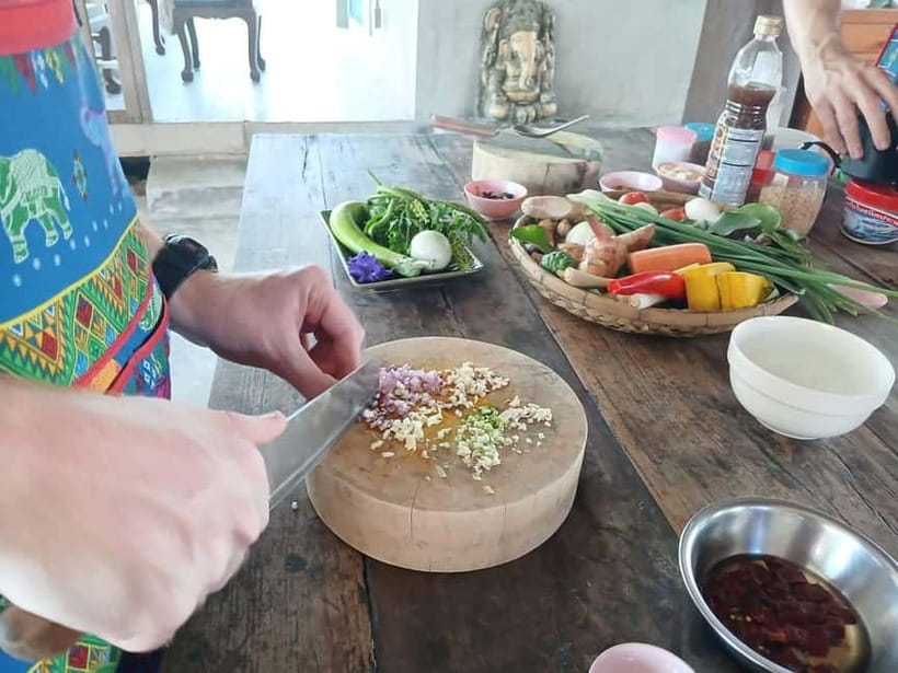 Chiang Mai : Cook in Farm, Market tour & Go by a Local Train - Cooking Thai food with local instruction