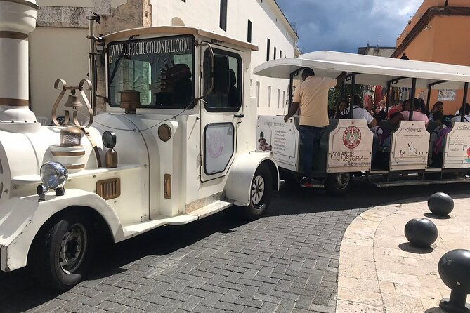 Colonial Zone Train 45 minutes of history and culture in Santo Domingo - What the 45-minute route actually gives you