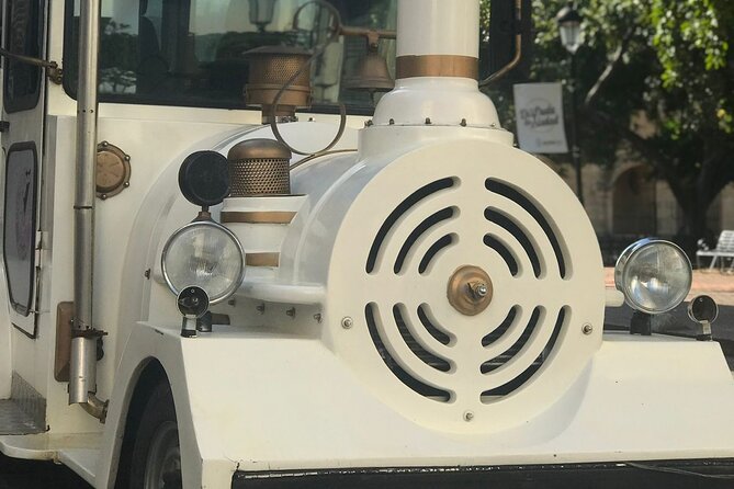 Colonial Zone Train 45 minutes of history and culture in Santo Domingo - How the seven-language audioguide changes the experience
