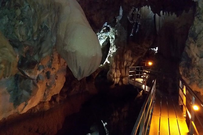 Corinth, Cave of Lakes, Odontotos Railway Private Tour with Greek Lunch Included - Riding the Odontotos through Vouraikos Gorge