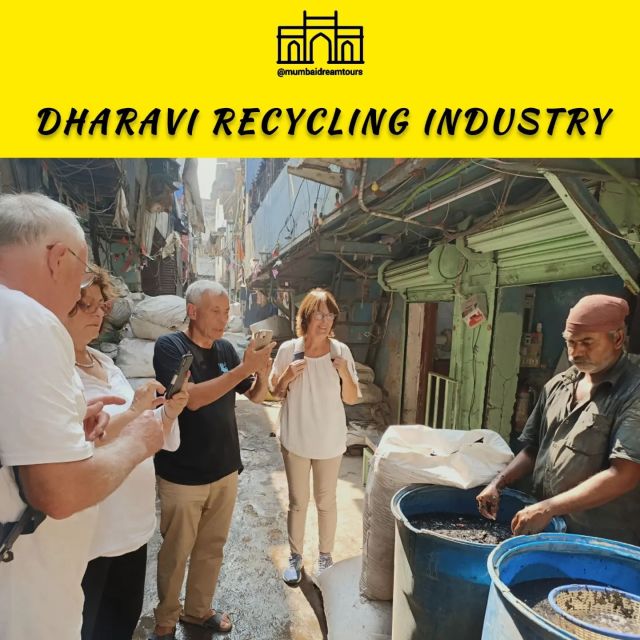 Dabbawaala Dhobi Ghat Dahravi slum With Local Train Ride - Who should book this experience?