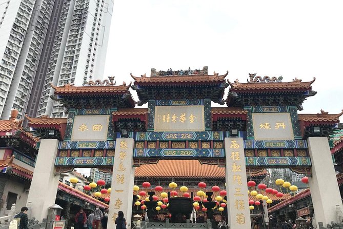 Day Tour to Hong Kong from Guangzhou by Round-way Bullet Train - Avenue of the Stars in 30 minutes
