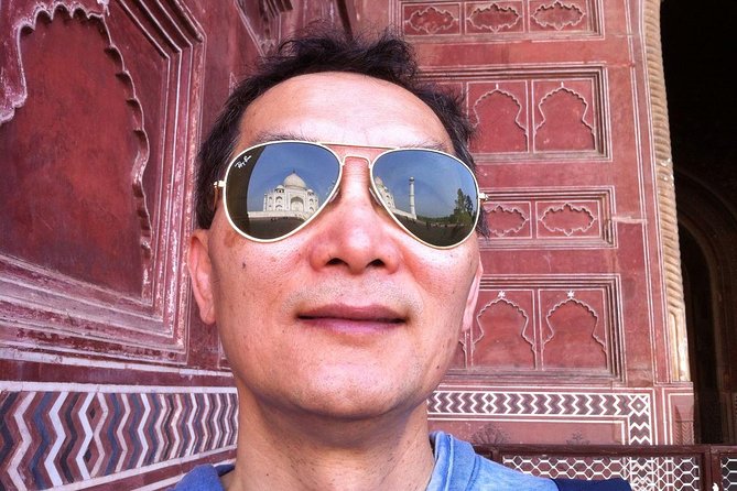 Delhi-Agra-Delhi One Day Trip By India's Superfast Train - What happens with the Baby Taj?