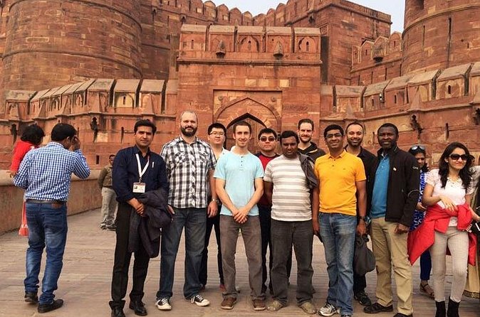 Delhi Agra Delhi: Round Trip By Gatimaan Express Train - What the $40 group price really means