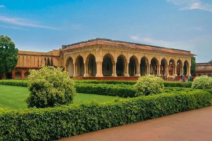 Delhi: Taj Mahal & Agra Tour by Gatimaan Express Train - Agra Fort and the story of Shah Jahan