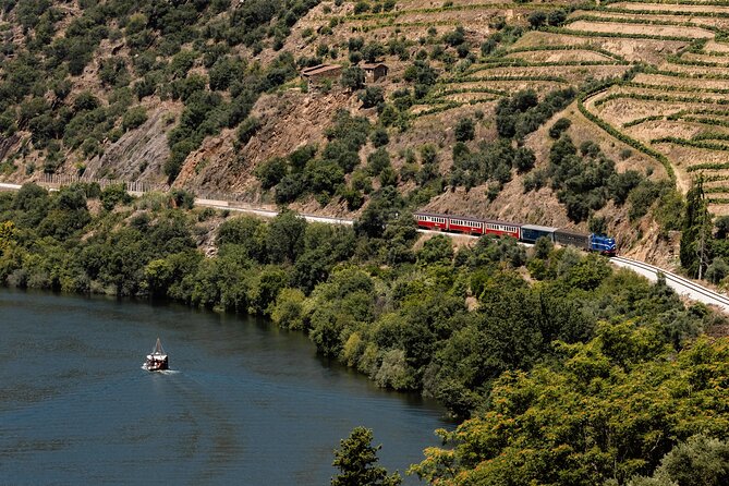 Douro Experience - Boat and Train Ride - Lunch and Wine Tasting - All Included - Why This Douro Day Trip Works