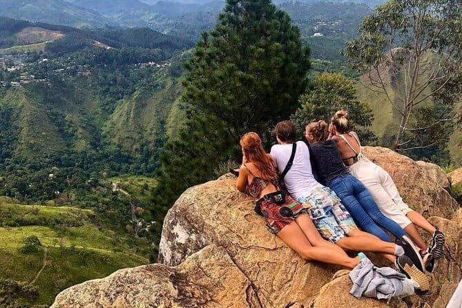 Ella Day Tour with Scenic Train Ride From Hikkaduwa - The 4:30 am start and private road journey