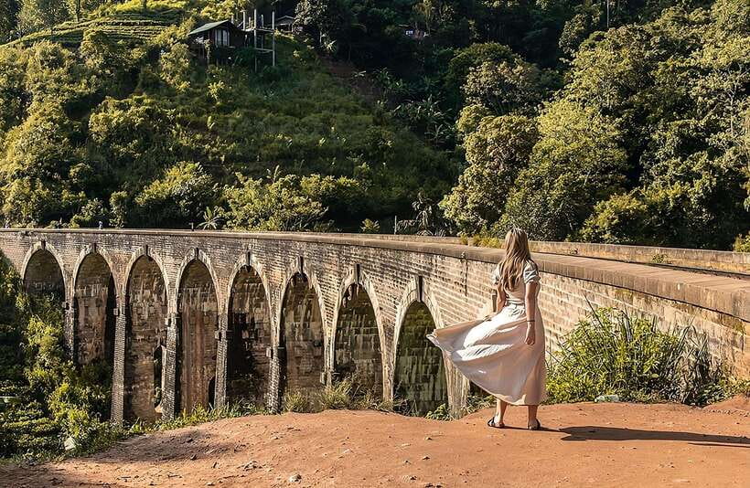 Ella Day Tour with Scenic Train Ride & Tea Plantation Visit - Nine Arches Bridge and Demodara Railway Loop