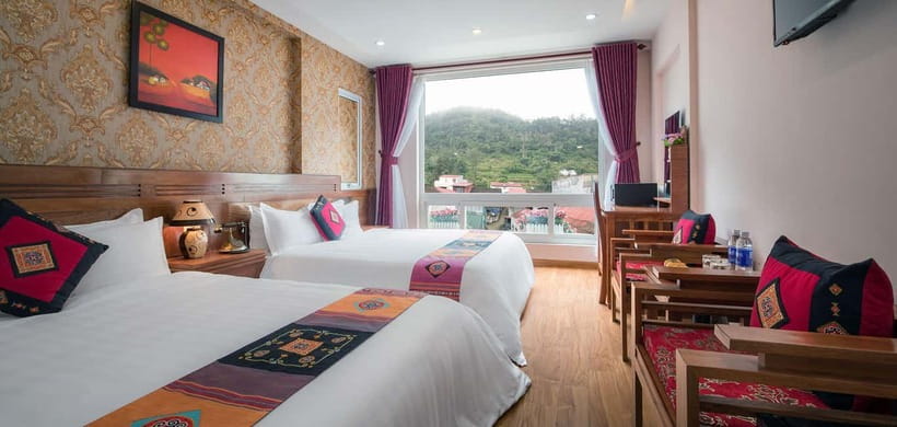 Explore Sa Pa with Overnight Train & Sleeper Bus & Trekking - The Hanoi to Lao Cai night train
