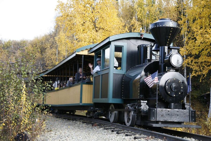 Fairbanks: Gold Dredge 8 Historic Train Tour - Key points at a glance