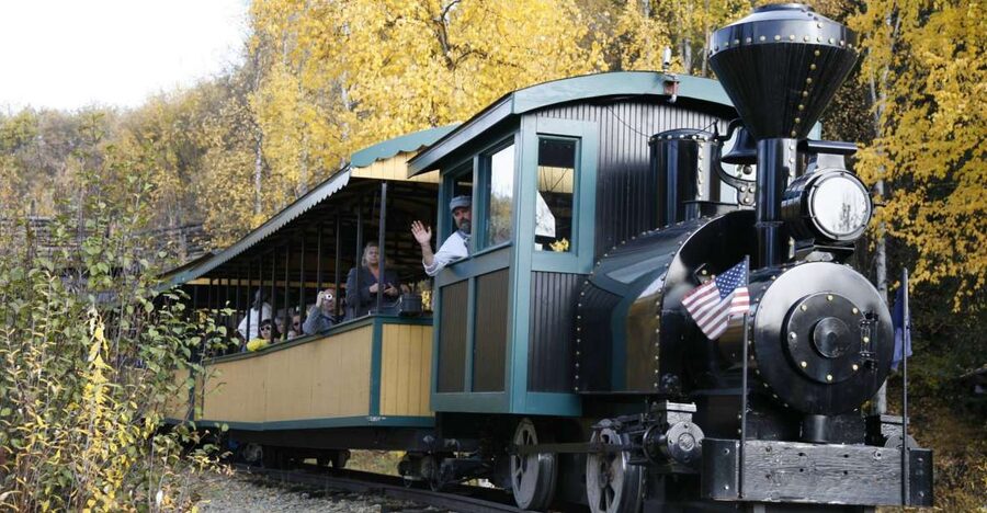 Fairbanks: Gold Dredge 8 Historic Train Tour - Starting at Gold Dredge 8 outside Fairbanks