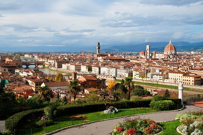 Florence Renaissance and Medieval: Day Trip from Milano by High-Speed Train - Getting from Santa Maria Novella to the guided walk