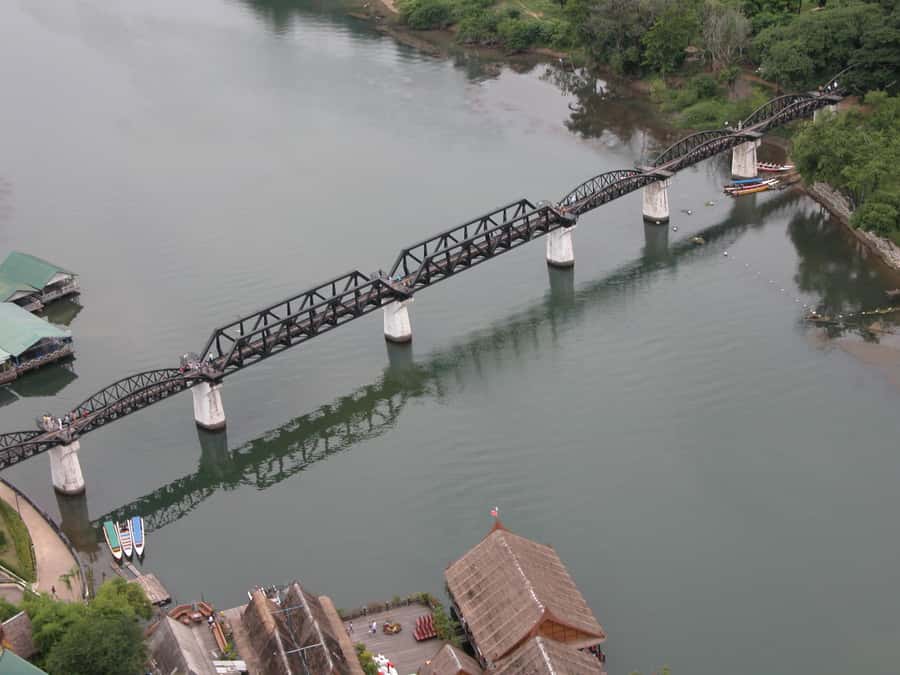 From Bangkok: Death Railway & River Kwai Bridge Private Tour - Seeing the original River Kwai Bridge