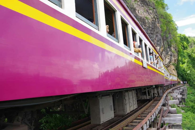 From Bangkok: Kanchanaburi War Cemetery and Death Railway.. - Lunch and the long ride back to Bangkok