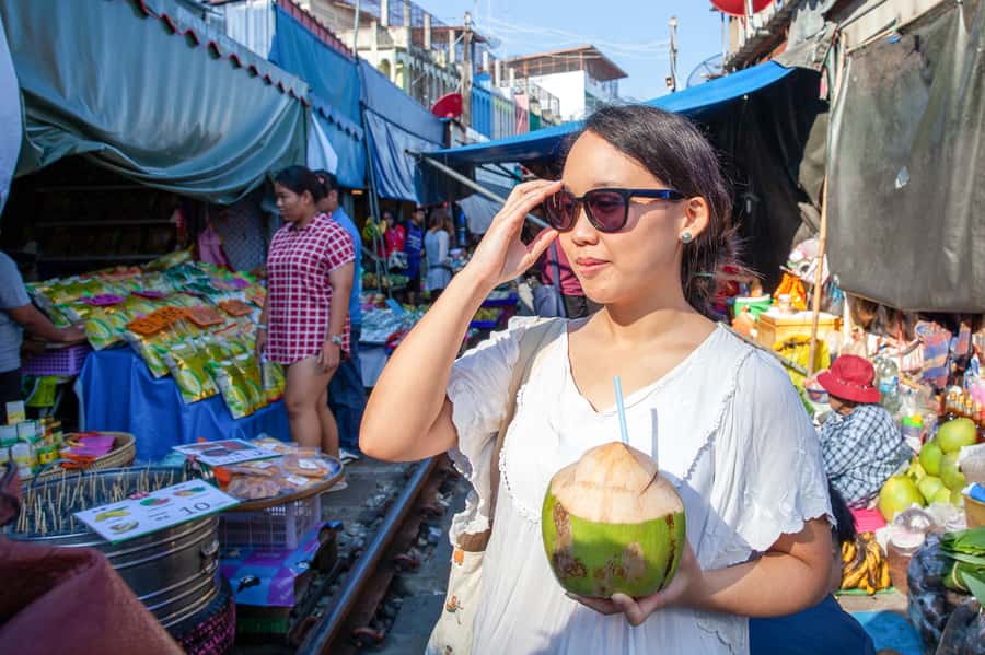 From Bangkok: Maeklong Railway and Floating Market Food Tour - Should you book this market tour?