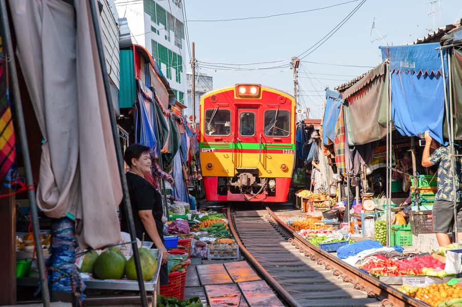 From Bangkok: Maeklong Railway and Floating Market Food Tour - Practical advice before you book