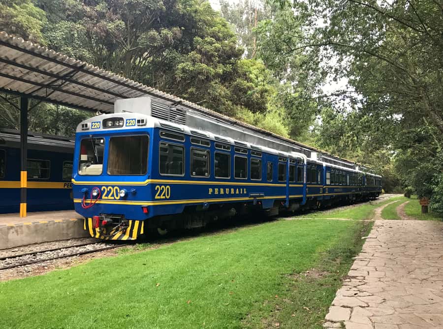 From Cusco: Machu Picchu Private Day Trip on Panoramic Train - The train across the Sacred Valley