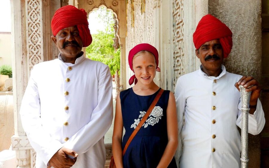 From Delhi: Jaipur Private Same Day-Trip By Car or Train - Jal Mahal and a short lake stop