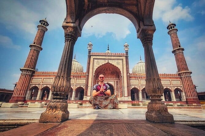 From Delhi Private Taj Mahal and Agra Day Trip by Gatimaan Train - Lunch at the DoubleTree by Hilton Hotel Agra
